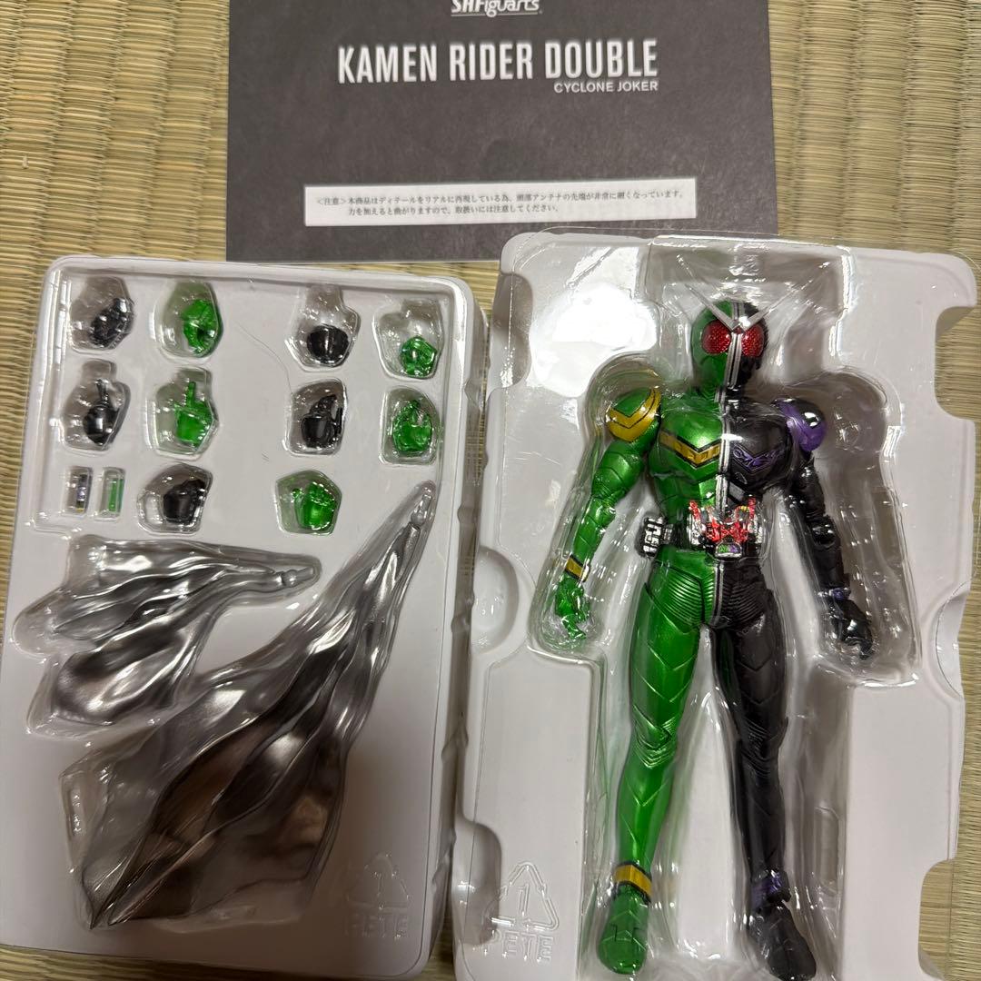 真骨彫 仮面ライダーダブル