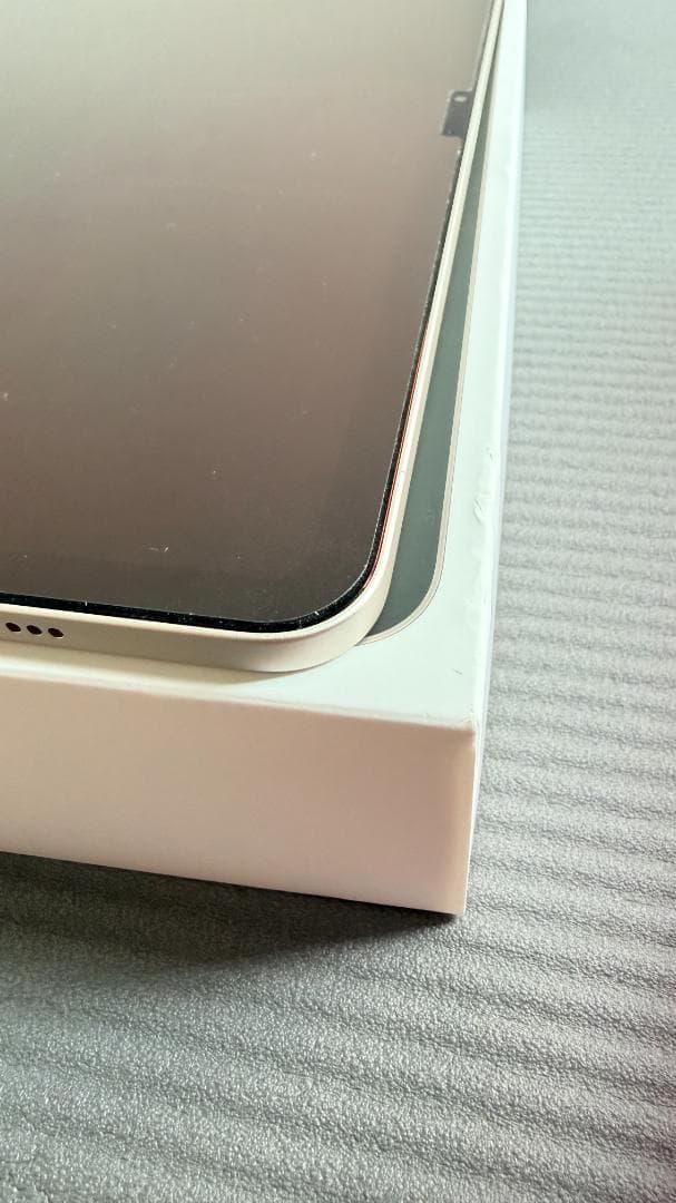 【美品】Apple iPad Air M2 13インチ 128GB スターライト