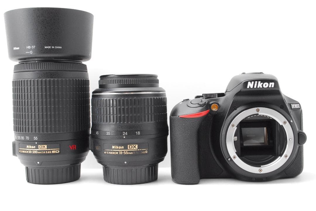【極上品】Nikon D5600　WiFi　スマホ転送　自撮り　フルHD動画