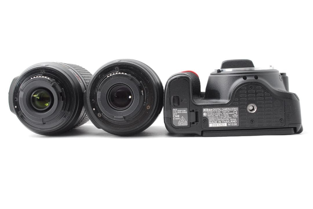 【極上品】Nikon D5600　WiFi　スマホ転送　自撮り　フルHD動画