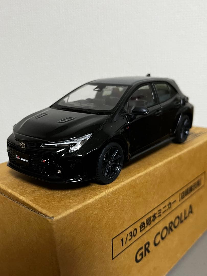 レア！GR COROLLA カラーサンプル ミニカー 1/30 ブラック