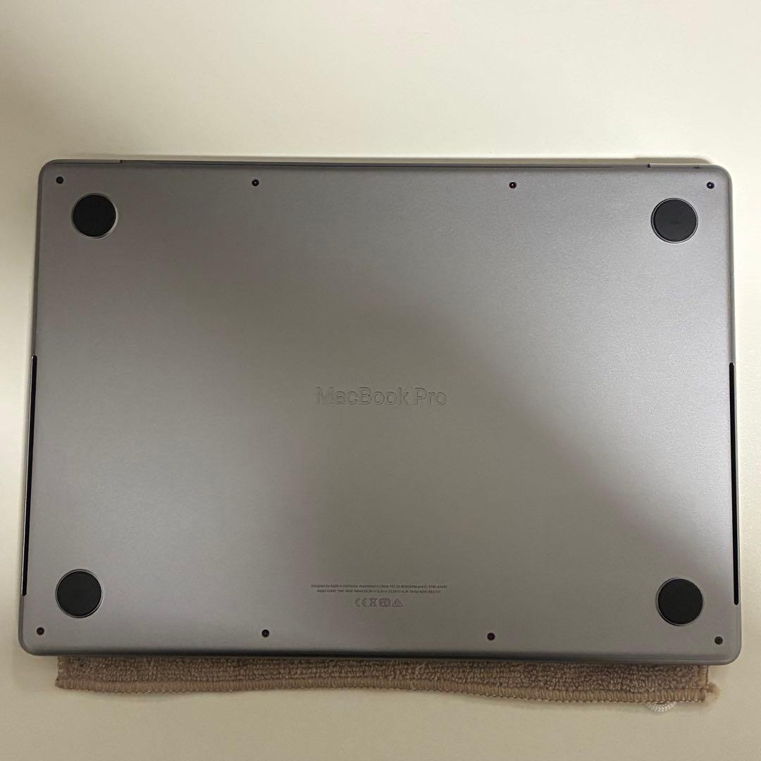 Macbook pro M1 Max 64Gb 32コアGPU SSD4Tb