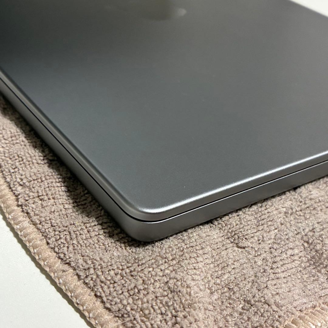 Macbook pro M1 Max 64Gb 32コアGPU SSD4Tb