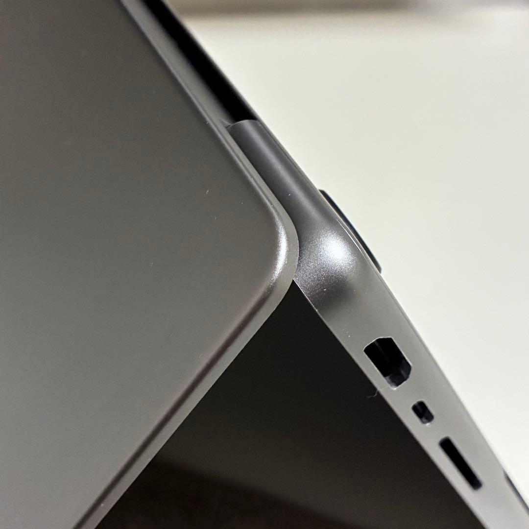 Macbook pro M1 Max 64Gb 32コアGPU SSD4Tb