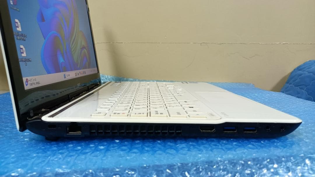 Blu-rayノートパソコンNEC Core i5 SSD128Gメモリ8G