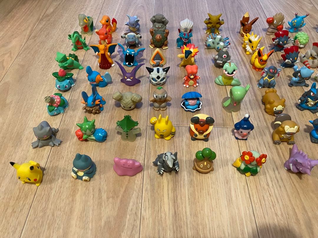 ポケモンフィギュア　77体セットまとめ売り