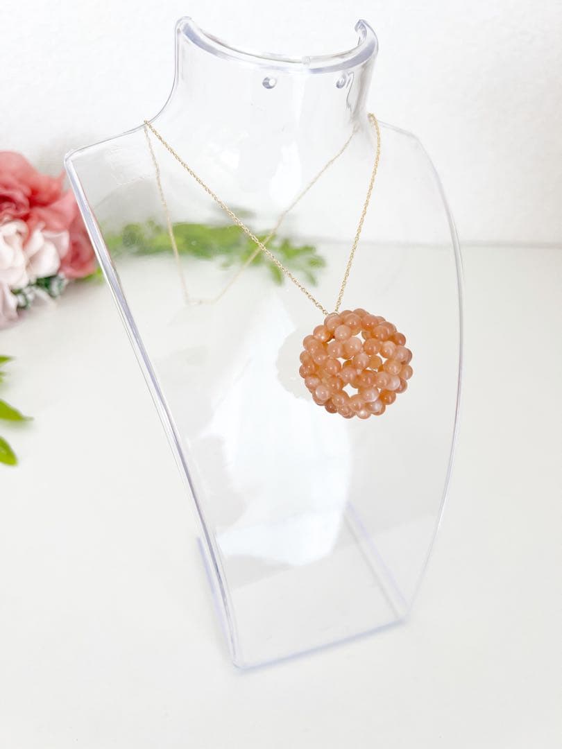 オレンジムーンストーン4mm【フラーレン・ペンダント】