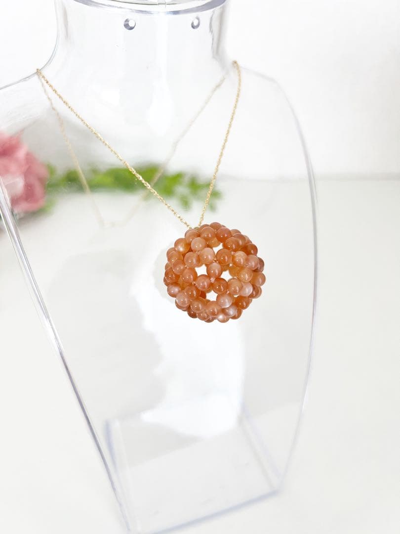 オレンジムーンストーン4mm【フラーレン・ペンダント】