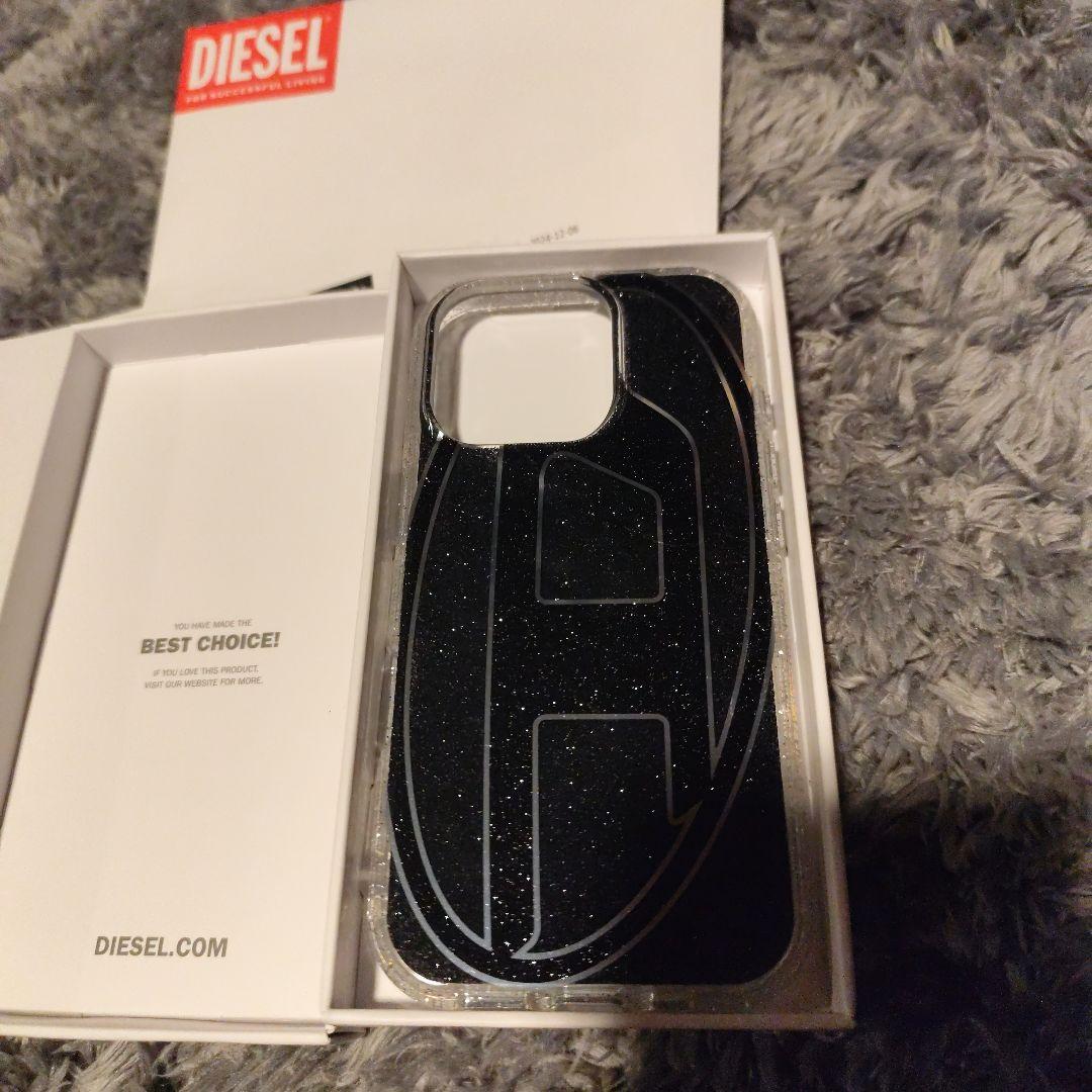 DIESEL　iPhone16pro ケース