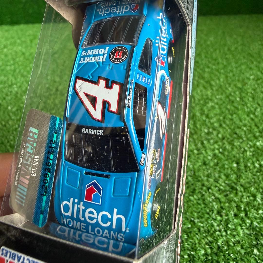 【a230-1】ナスカー ケヴィン・ハーヴィック #4 レーシングカー 計2台