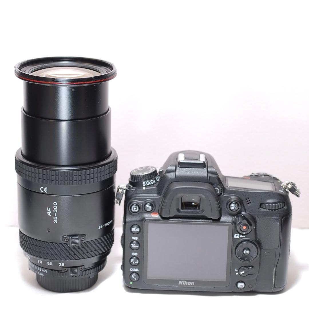 1本で近くから遠くまで✨Nikon D7000✨バッテリー２個付き✨簡単操作✨