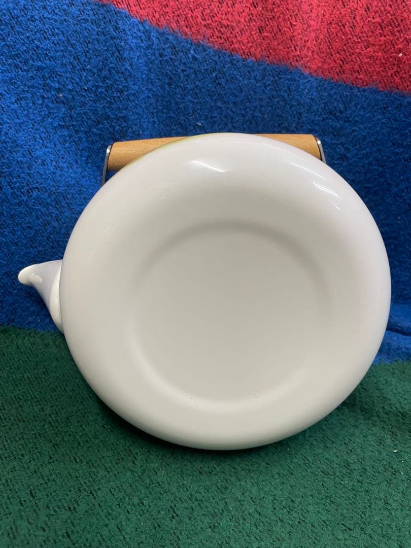 未使用 Family Bunny（ファミリーバニー）ホーローケトルです。