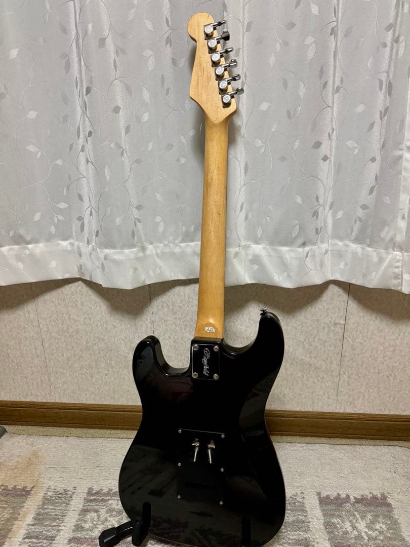 新品弦2セット付き！Rayfield ストラトキャスター タイプ エレキギター