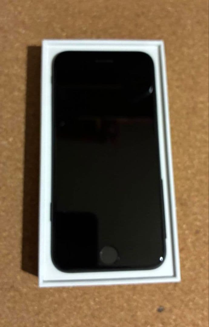 k*s様 Apple iPhone SE (第2世代) (ブラック)