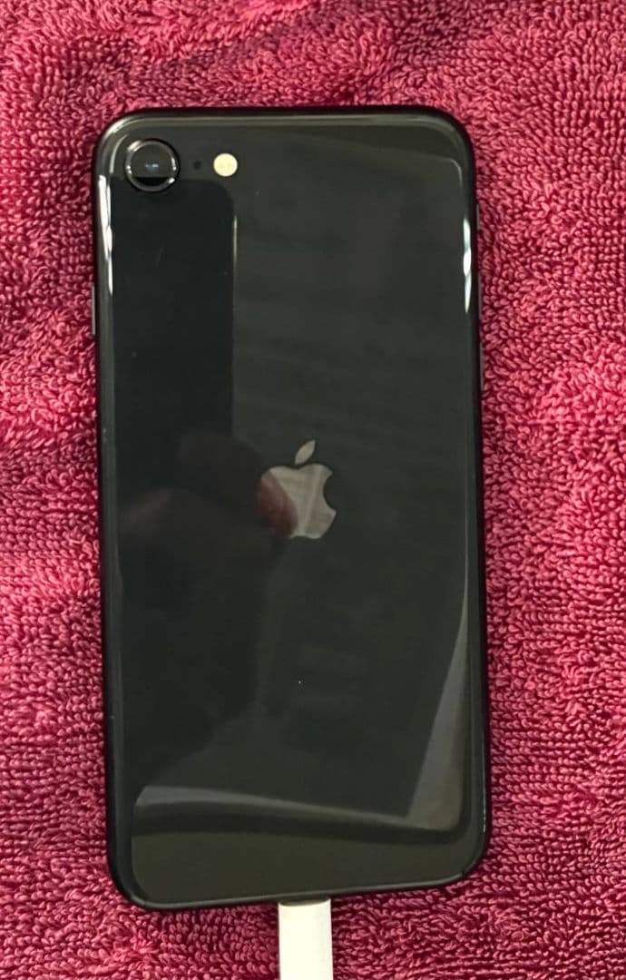 k*s様 Apple iPhone SE (第2世代) (ブラック)
