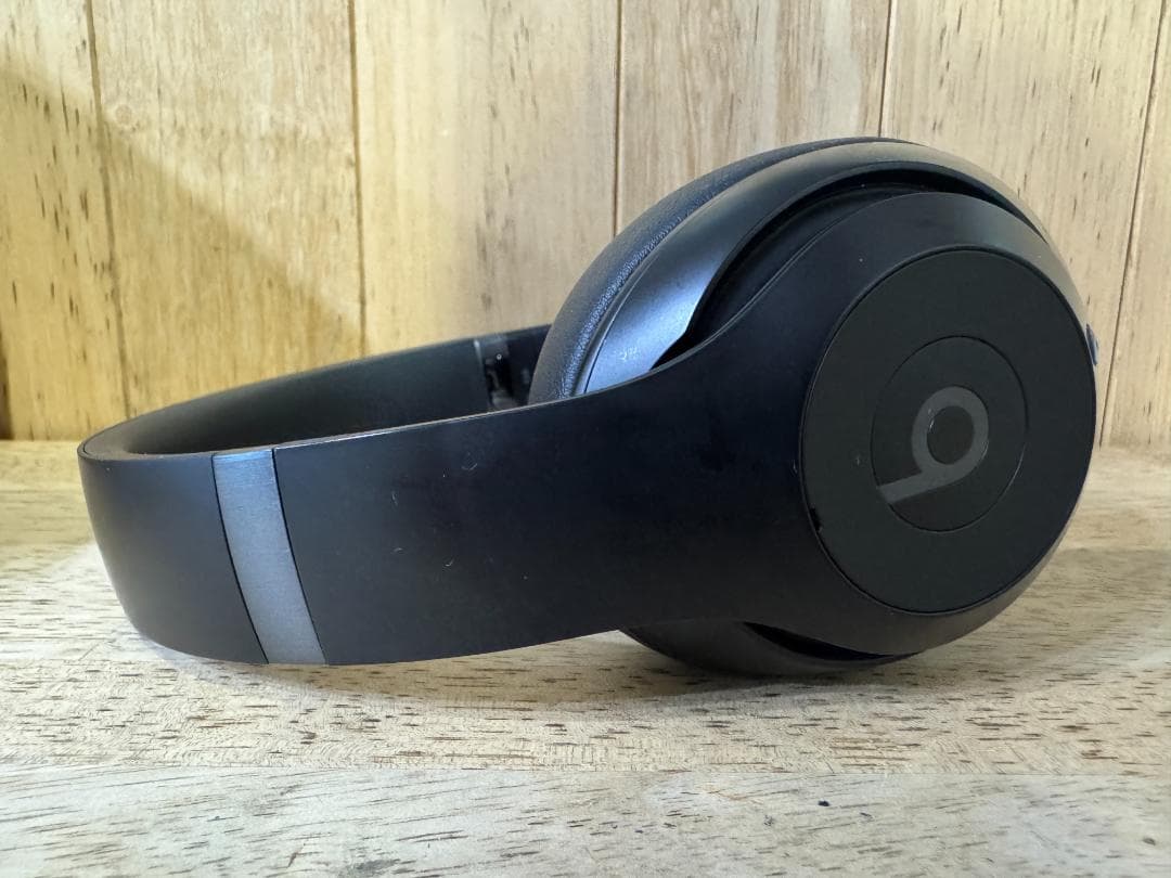 美品 Beats studio Pro ブラック ワイヤレスヘッドホン