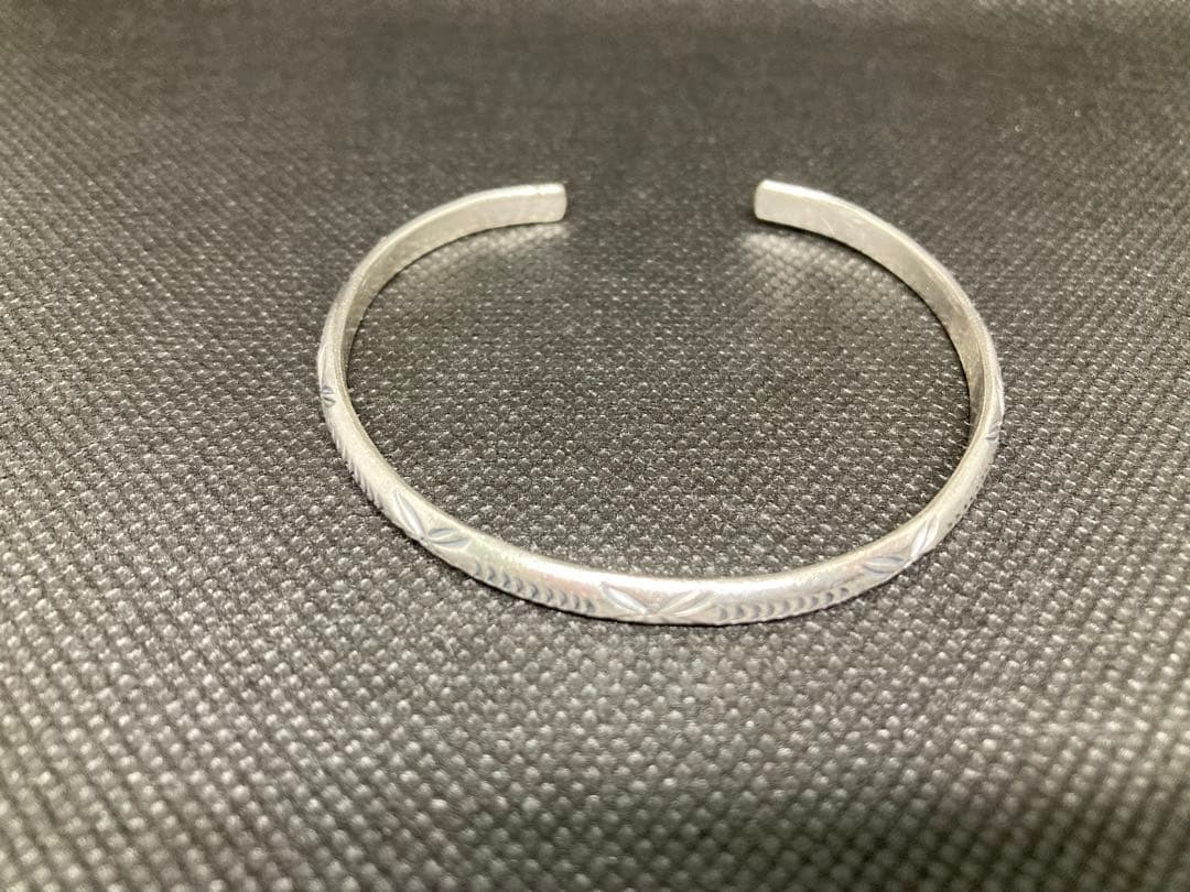 【新品】カレンシルバー　オープンバングル　ハンドメイド