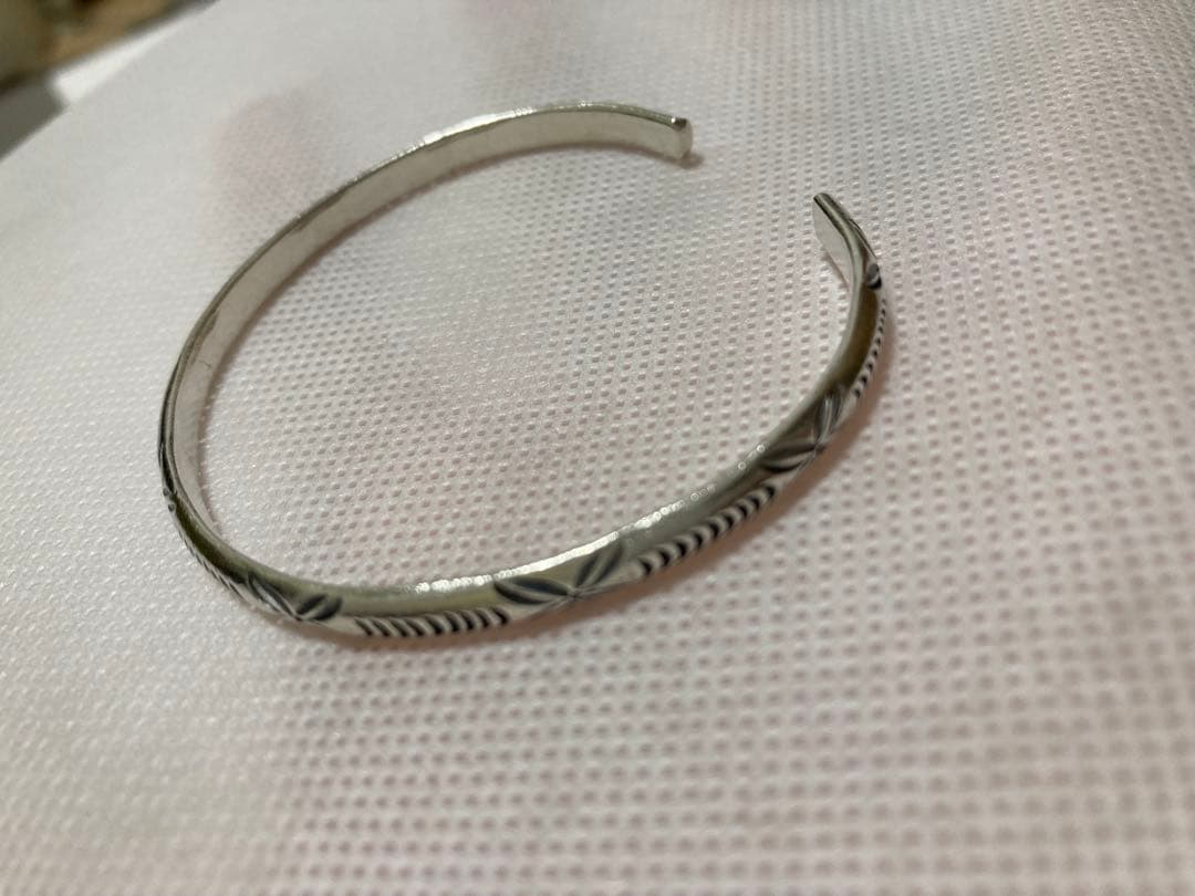 【新品】カレンシルバー　オープンバングル　ハンドメイド