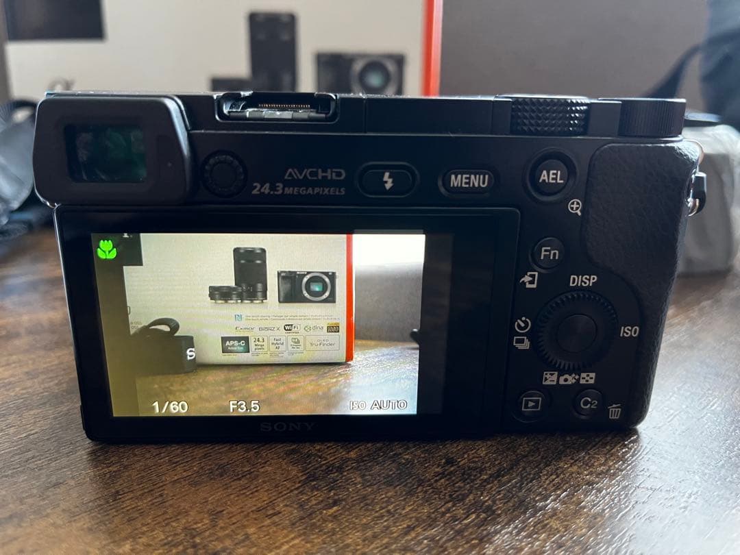 SONY α6000 ミラーレス一眼とレンズセット