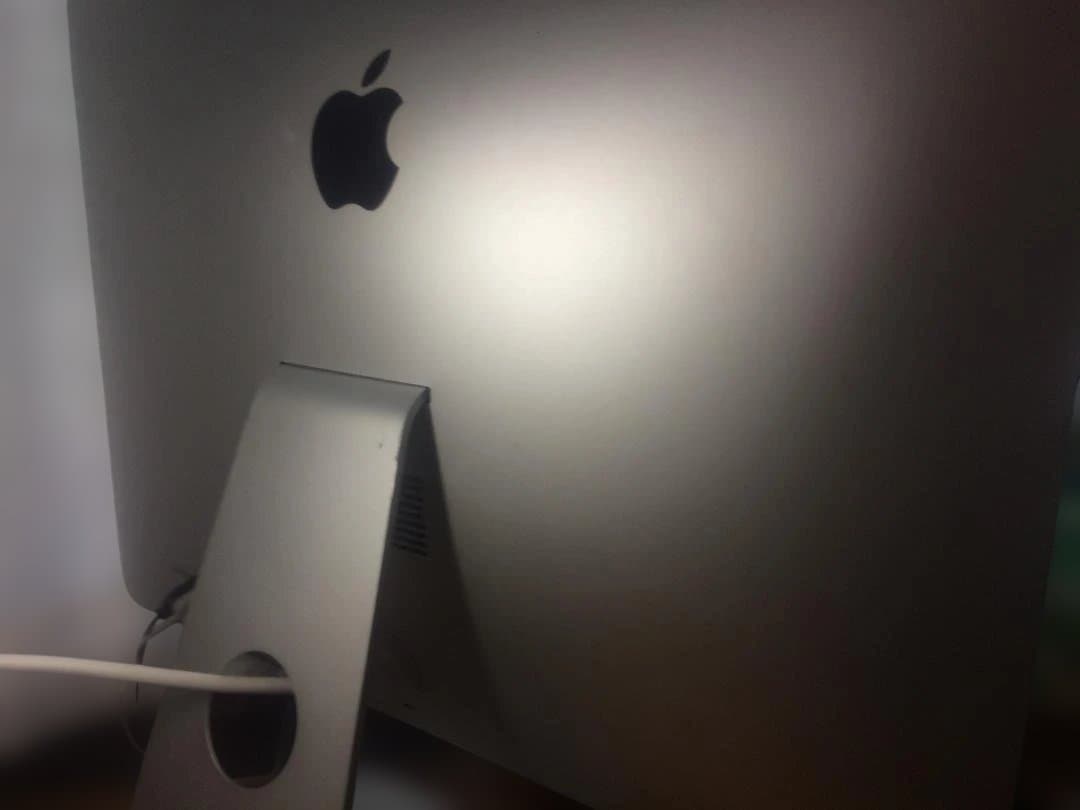 Apple iMac 21.5インチ ジャンク