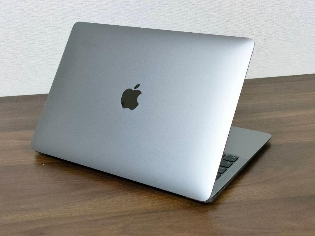 充電66回 MacBook Air 2020 13インチ M1 1TB A7