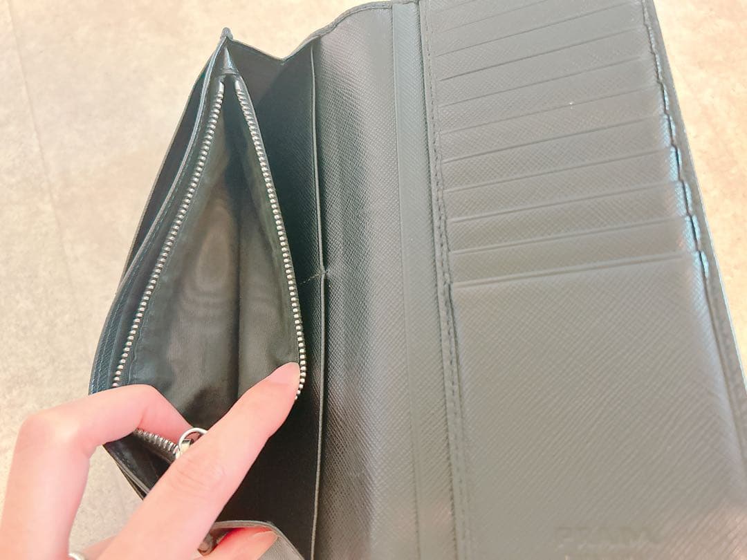 PRADA SAFFIANO 財布 黒