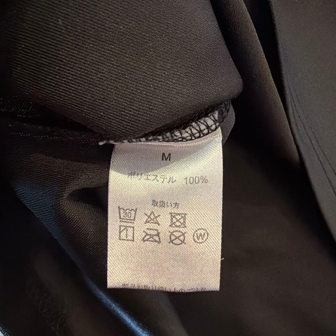 REITA　SNAKED LOWS Ｔシャツ