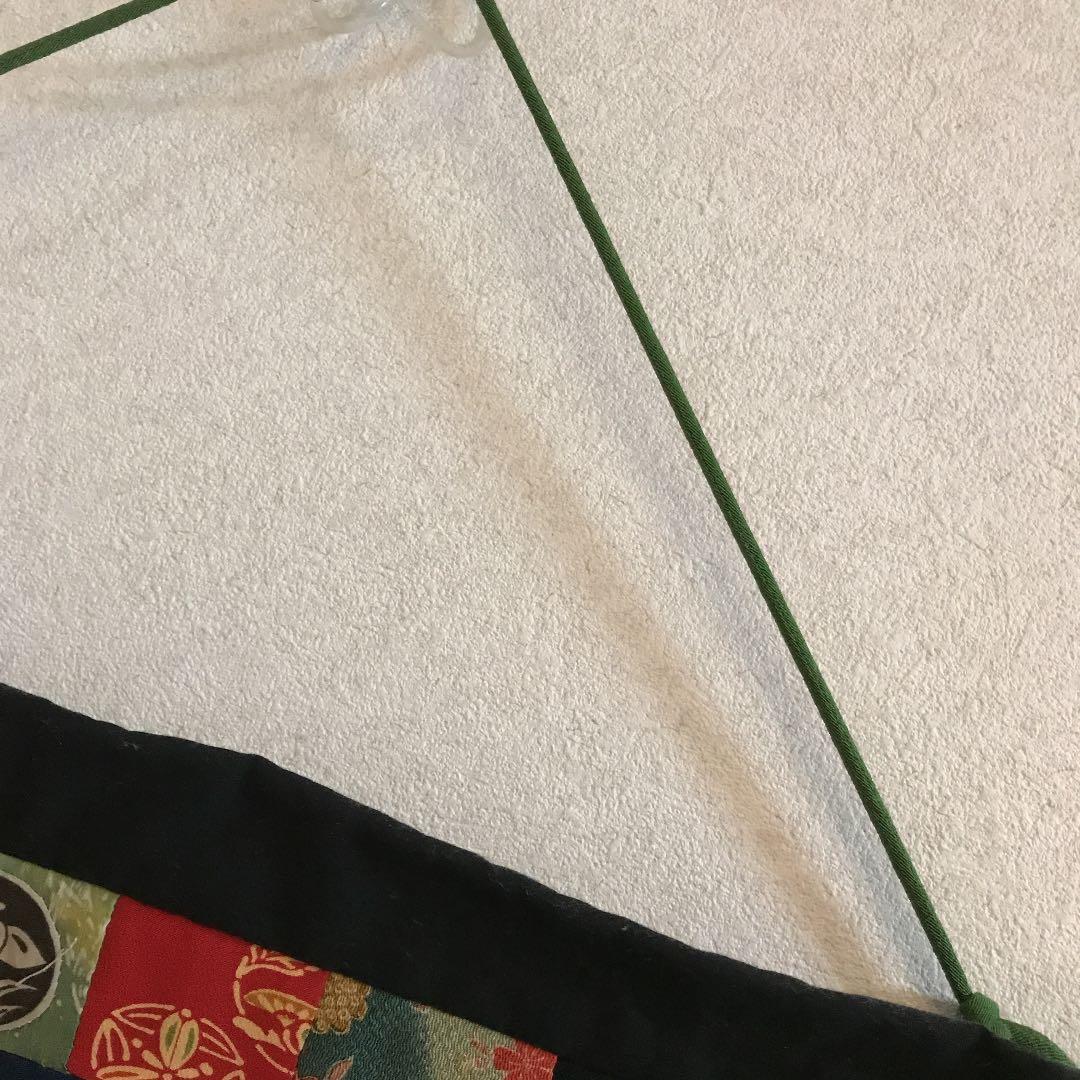 掛け軸タイプ　パッチワーク　カブト