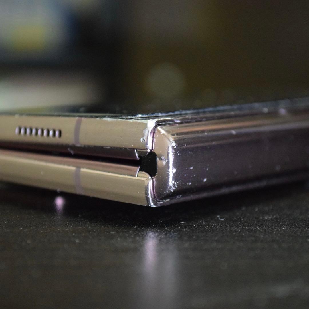 スマートフォン本体 Samsung Galaxy Z Fold 2 256GB