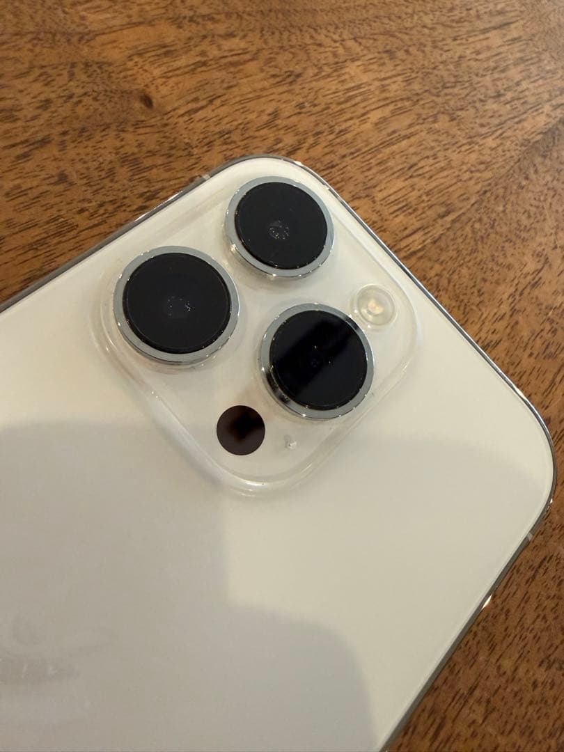 Apple iPhone 14 Pro シルバー　256gb