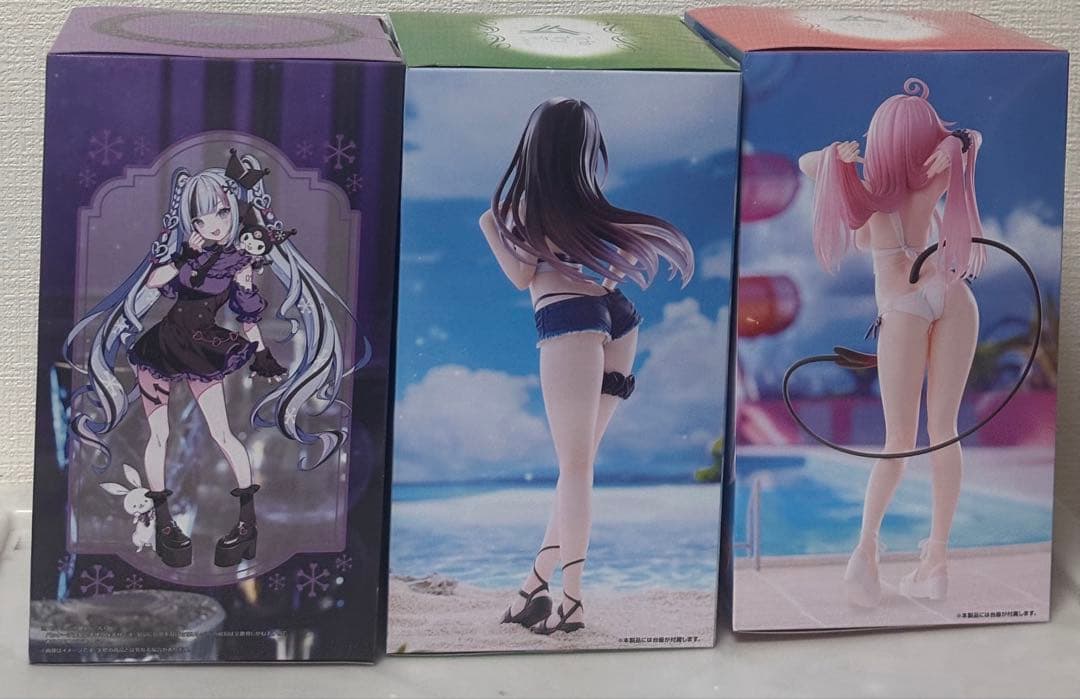 初音ミク 雪ミク×クロミ、ToLOVEるダークネス 古手川唯、ララ フィギュア