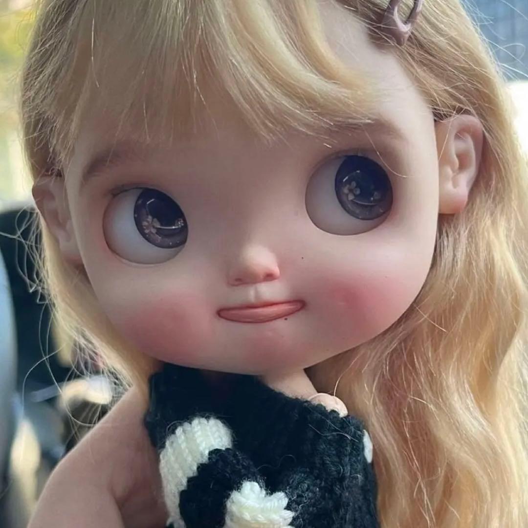 カスタムブライス 人形 ベロ出し 舌 幼い かわいい 海外作家様 まんまる