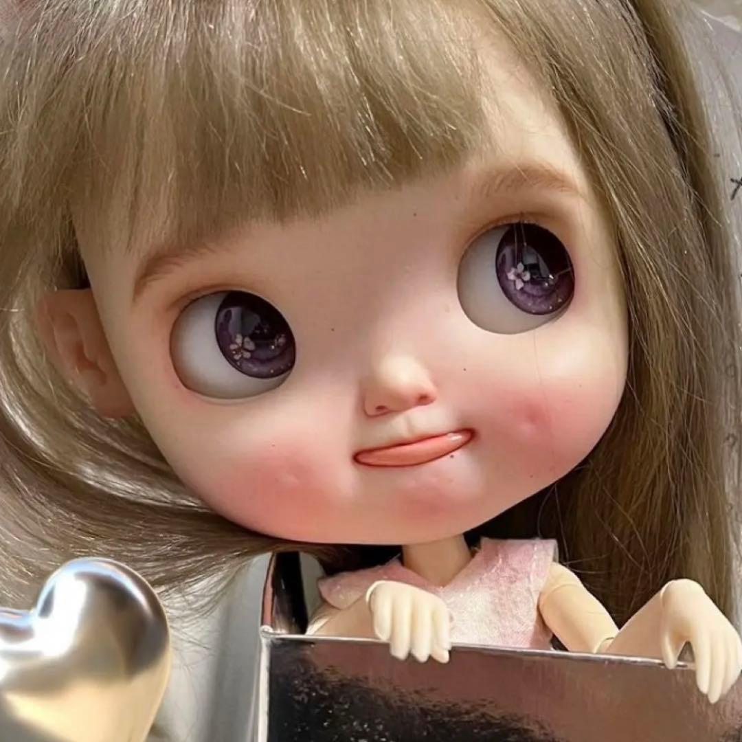 カスタムブライス 人形 ベロ出し 舌 幼い かわいい 海外作家様 まんまる