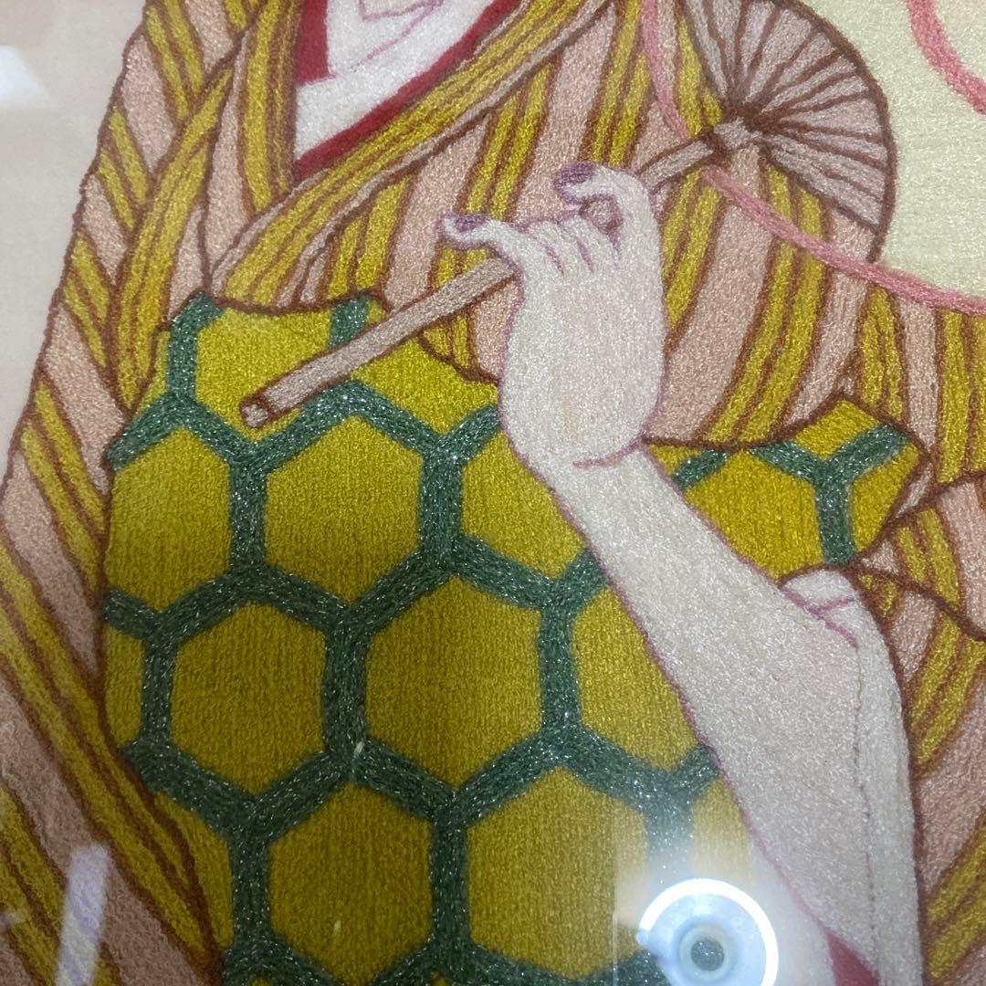 日本画 女性の姿 団扇　文化刺繍　送料無料