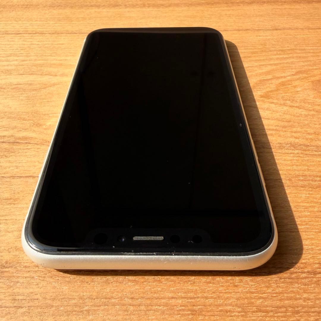 iPhone XR 64GB ホワイト