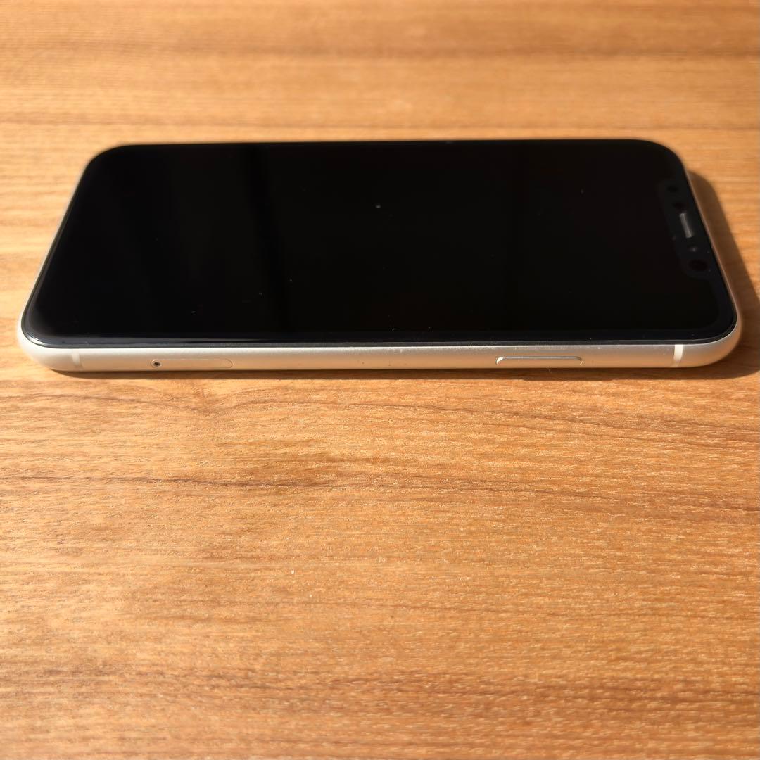 iPhone XR 64GB ホワイト