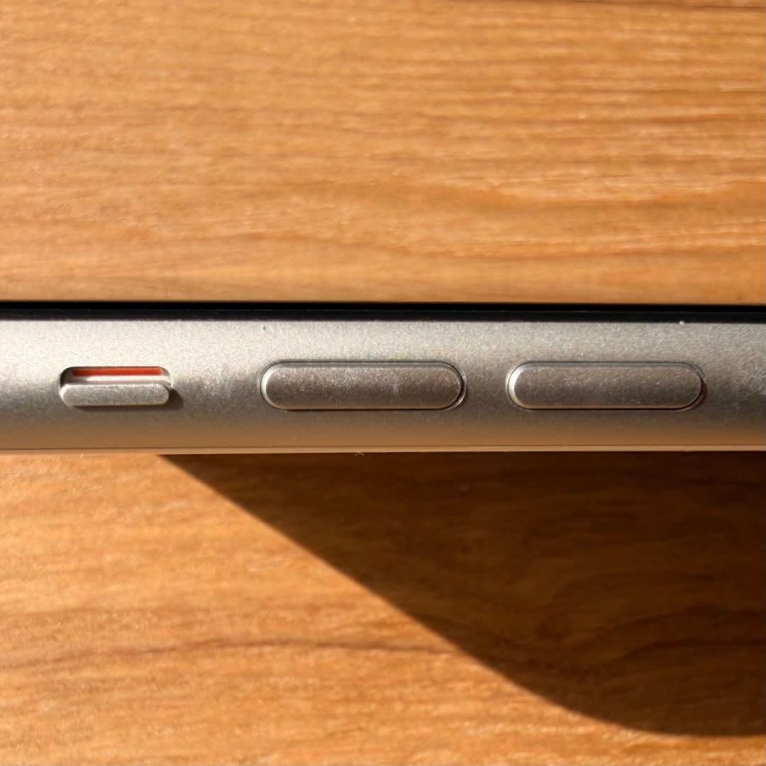 iPhone XR 64GB ホワイト