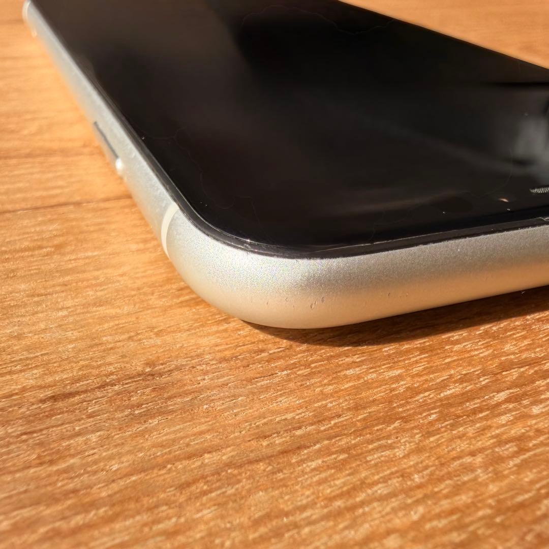 iPhone XR 64GB ホワイト