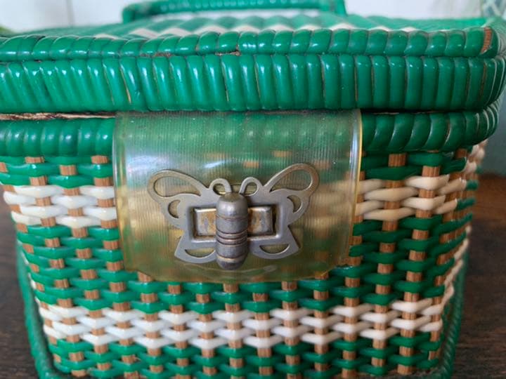 タイムセール　クラシカル　裁縫箱　昭和レトロ　ビンテージ　小物入れ　 籐　宝石箱
