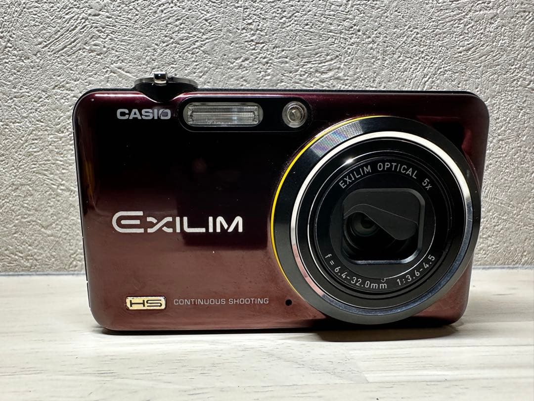 美品【動作品】CASIO EXILIM EX-FC150 デジカメ　ブラック