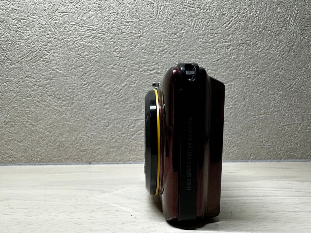 美品【動作品】CASIO EXILIM EX-FC150 デジカメ　ブラック