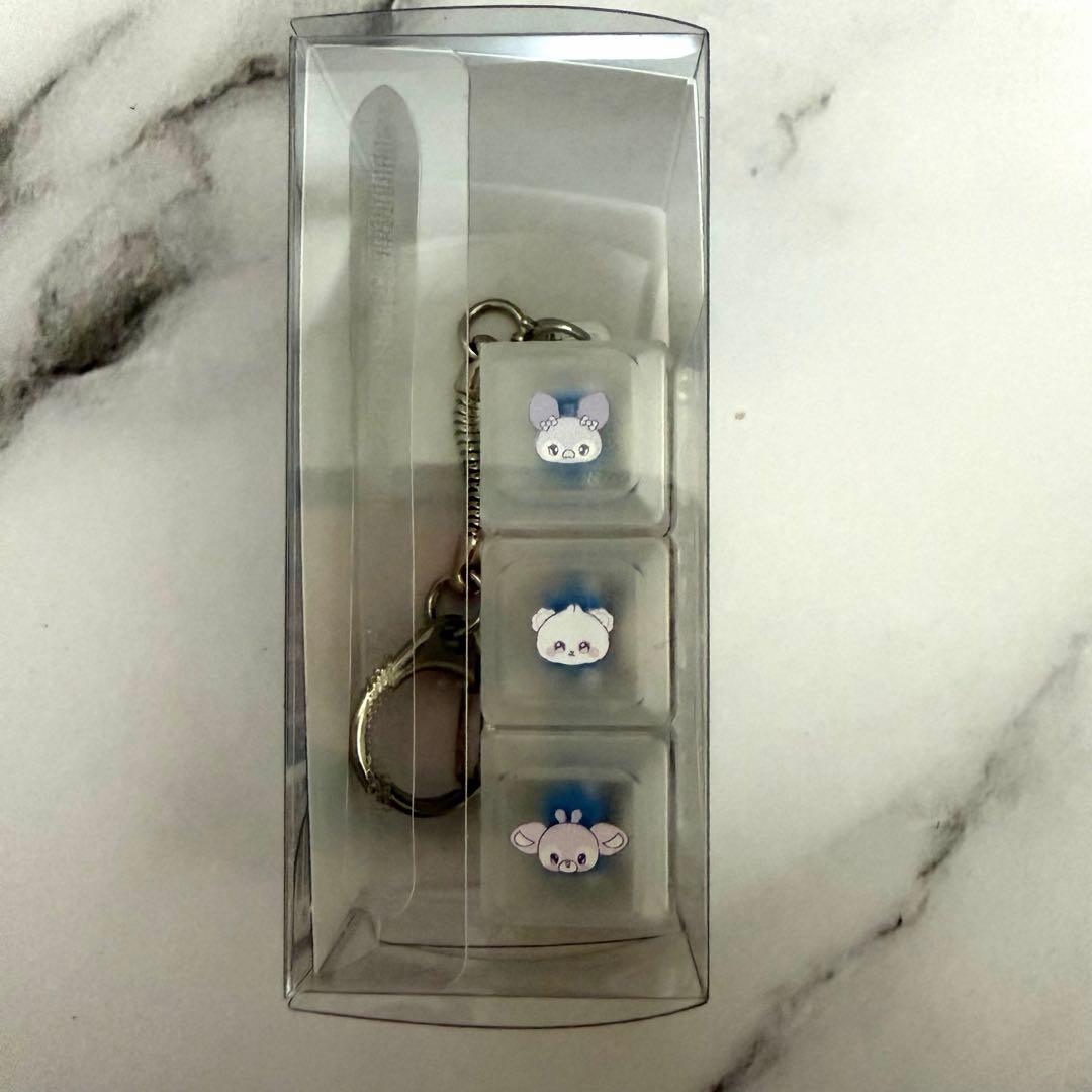 NMIXX ヨーロッパ限定 MIXXFFY KEYCAP KEYRING A