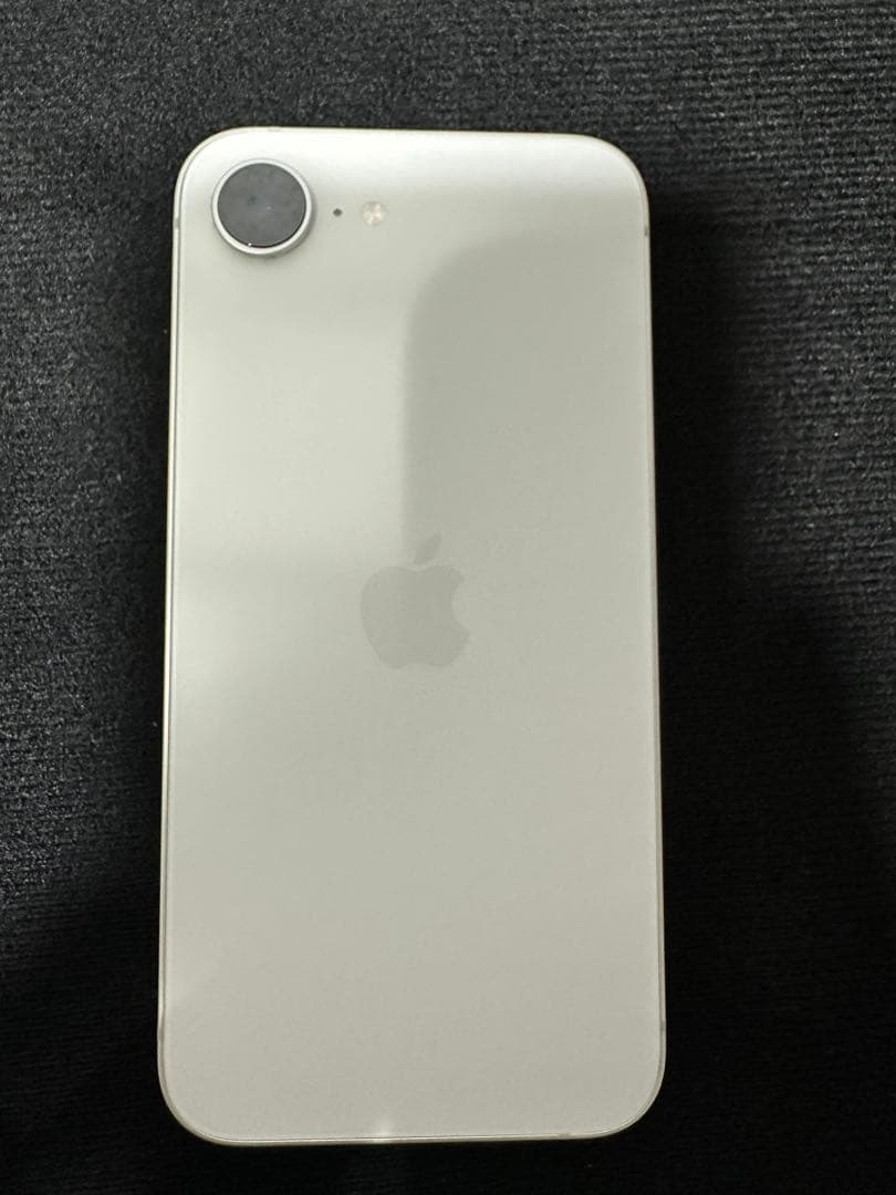 iPhone16e 128GB 本体