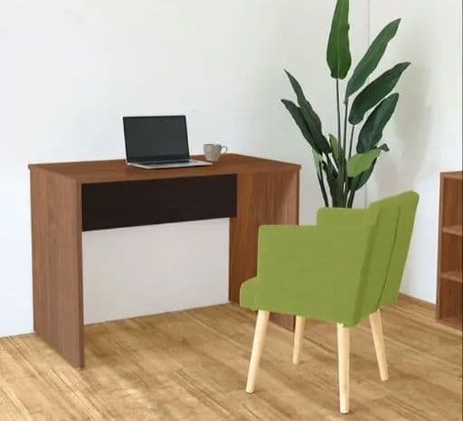 送料無料☆デスク　テーブル　作業パソコン　物置き　購入１年以内