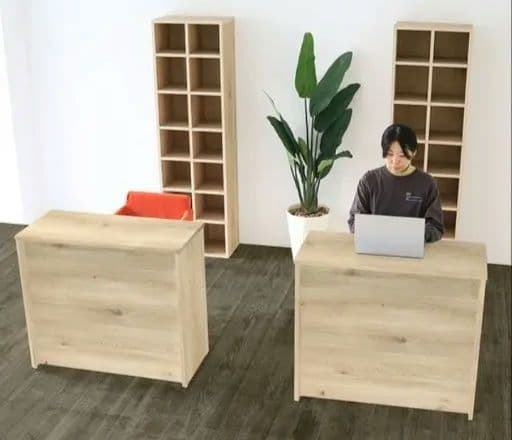 送料無料☆デスク　テーブル　作業パソコン　物置き　購入１年以内