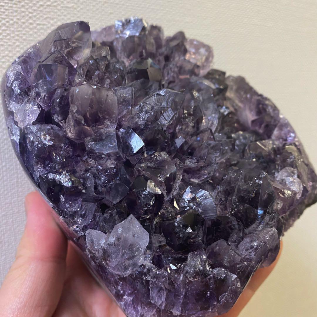 絶品☆濃紫の煌めき☆レインボー☆アメジストクラスターパワーストーン天然石A339
