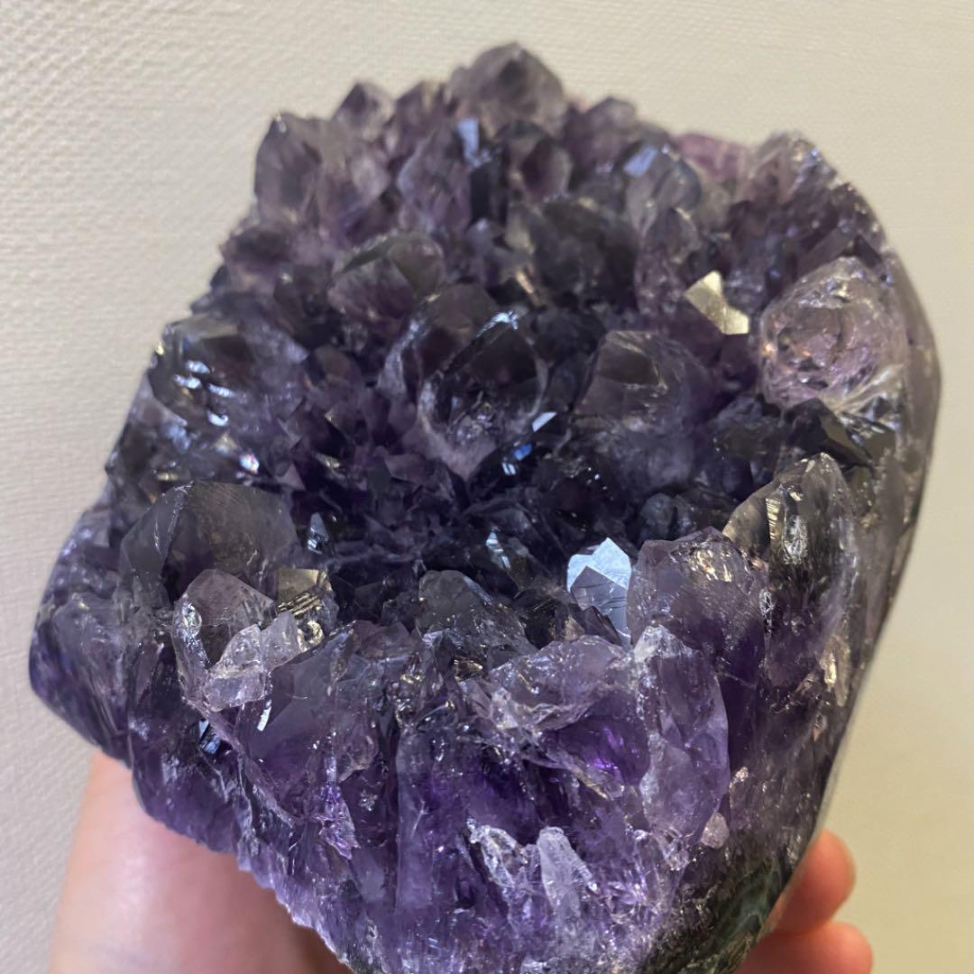 絶品☆濃紫の煌めき☆レインボー☆アメジストクラスターパワーストーン天然石A339