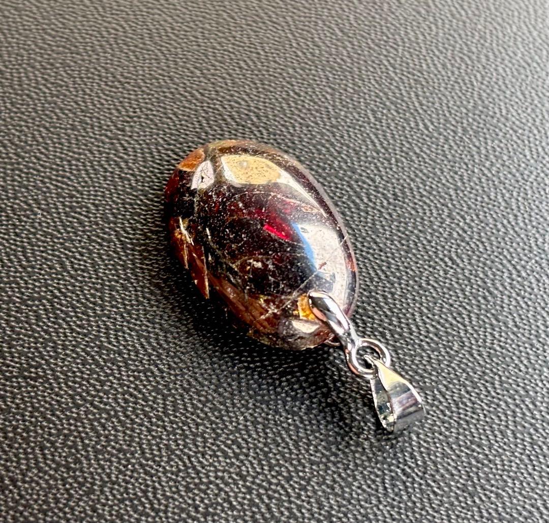 究極品質　絶大なパワーを宿す聖なる魔石　幻のトータスシェル・スファレライトのPT