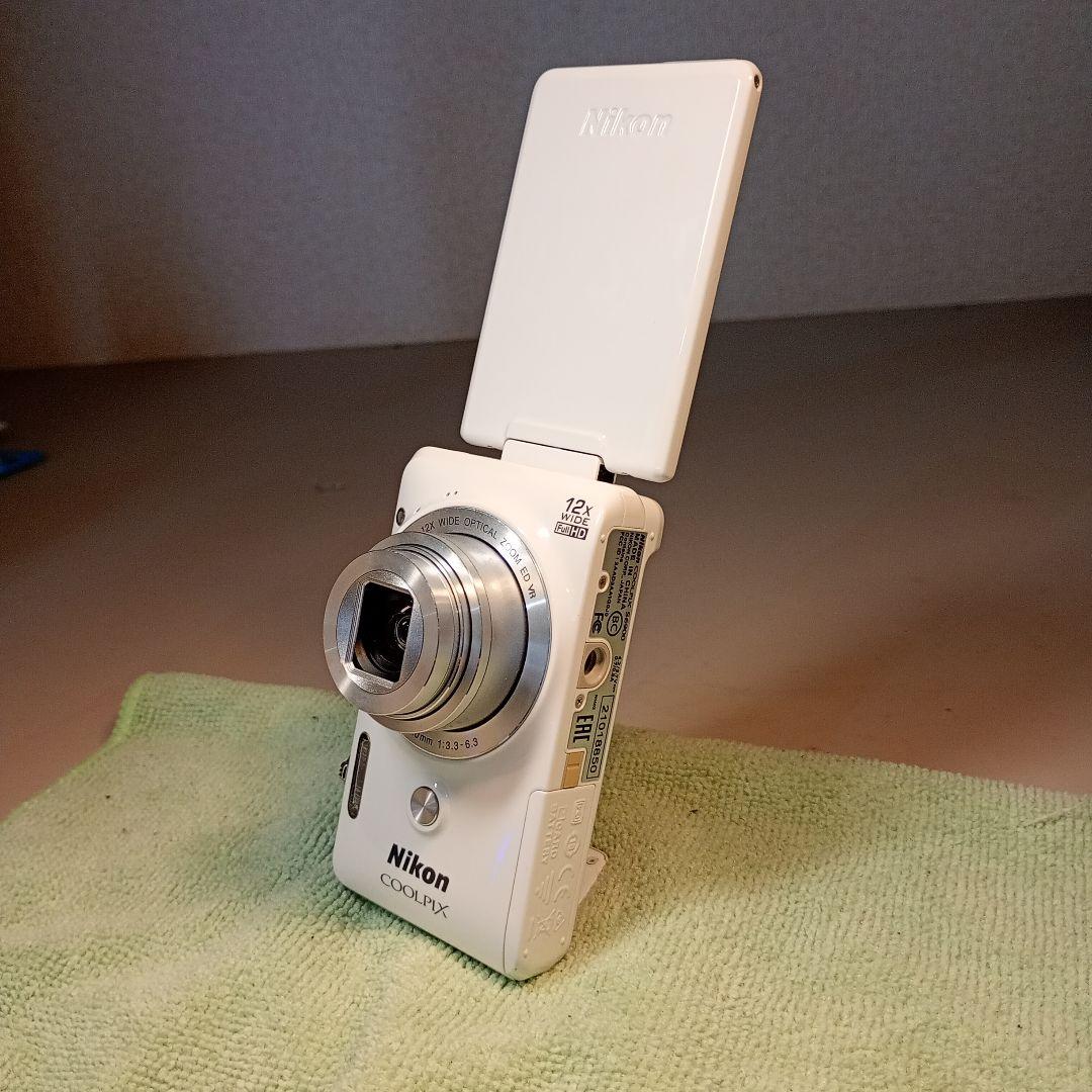 美品動作品 Nikon COOLPIX S6900 WiFi デジカメ ホワイト