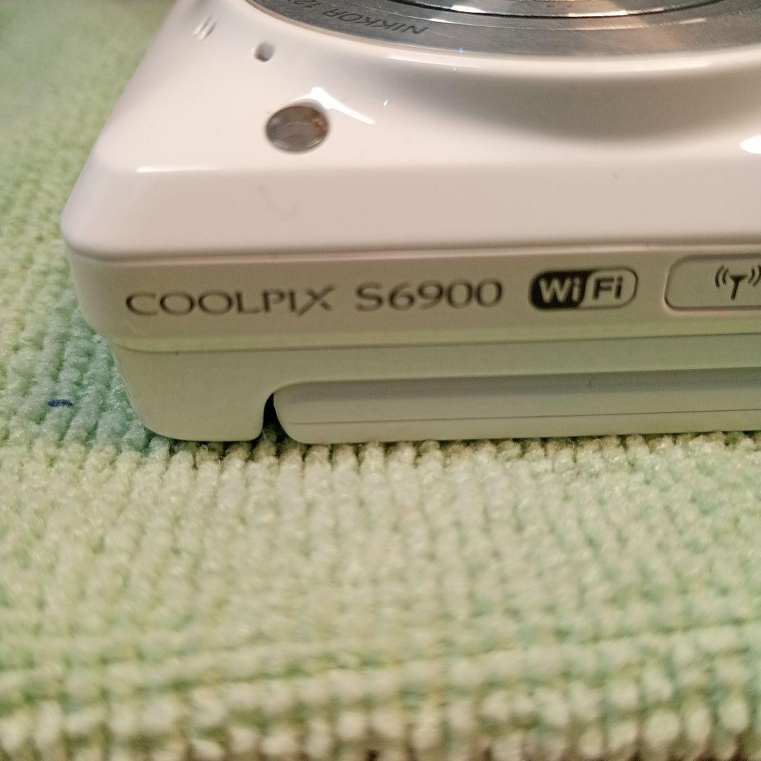美品動作品 Nikon COOLPIX S6900 WiFi デジカメ ホワイト